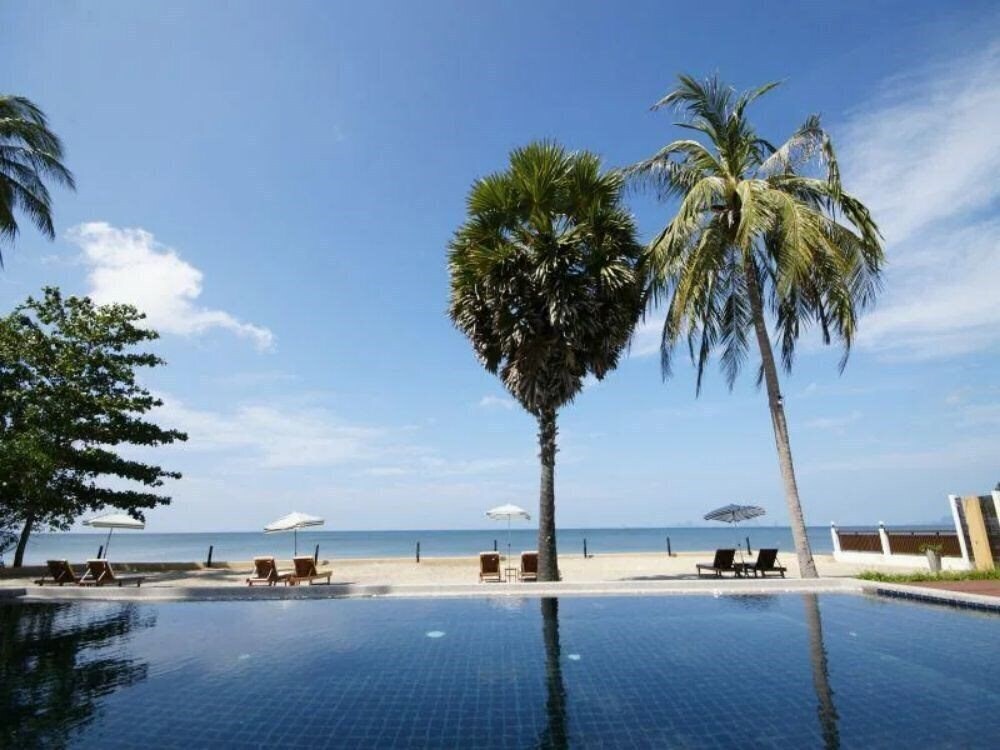 Фото The Beach Boutique Resort 3*